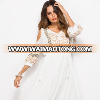 Guangzhou Factory  custom white and blue Embroidery women  dress sleeve casual dress 2018